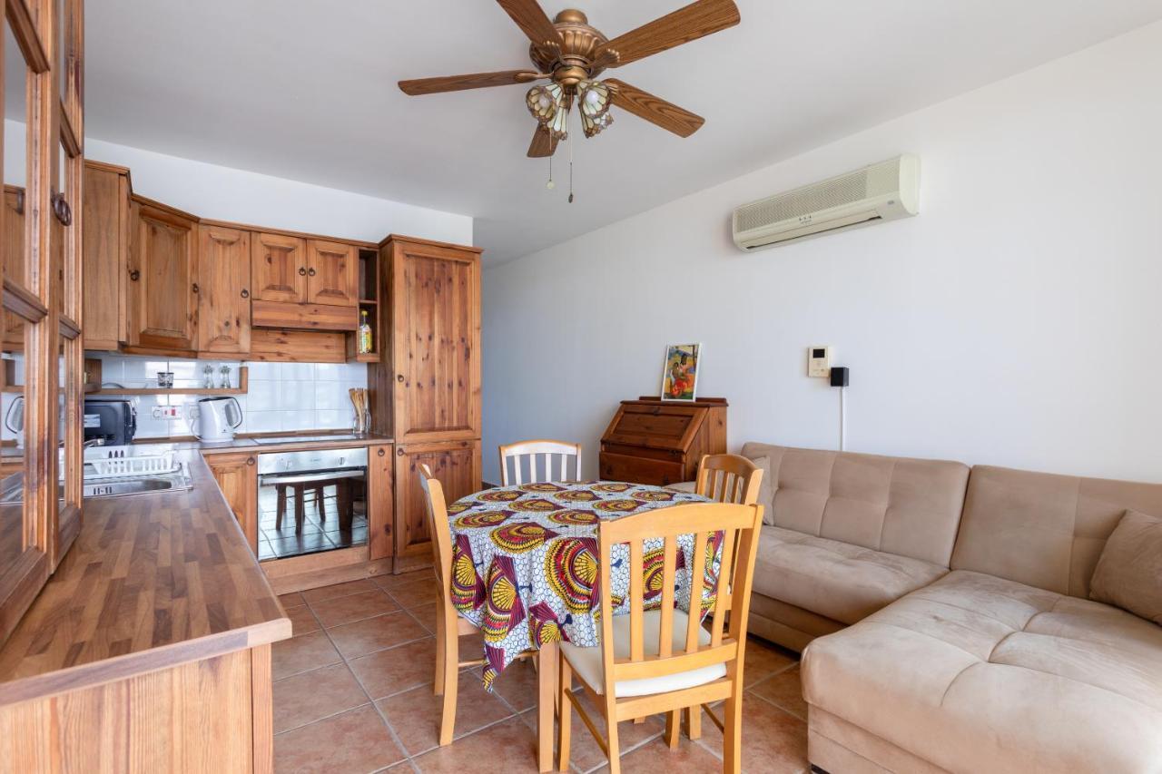 Sea View Apartment In St Paul'S Bay 세인트폴스베이 외부 사진