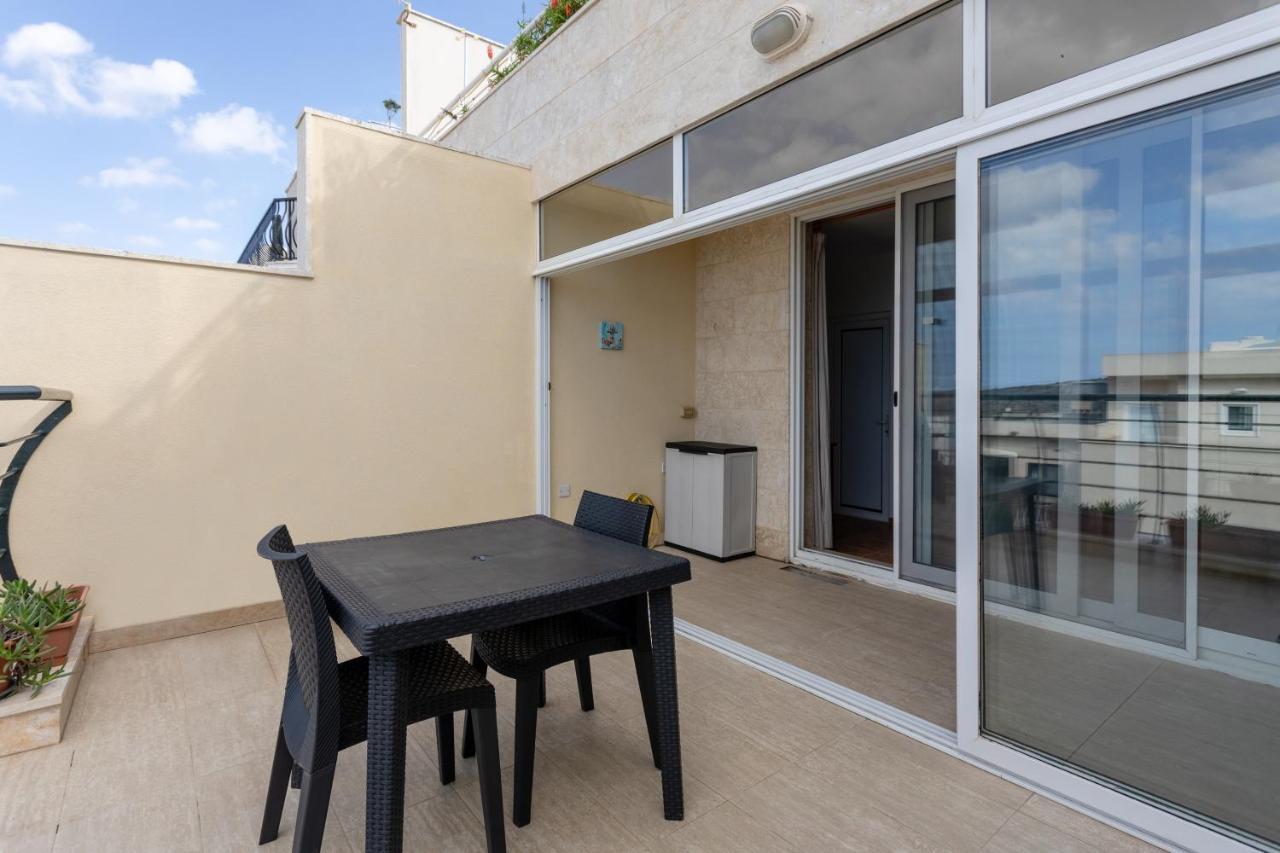 Sea View Apartment In St Paul'S Bay 세인트폴스베이 외부 사진